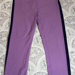 Women’s wilo new Purple and white Leggings size medium